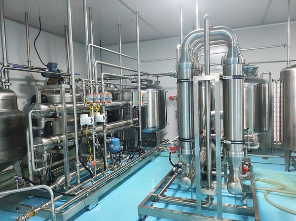 Automatic beverage production line.jpg Automatic beverage production line.jpg
